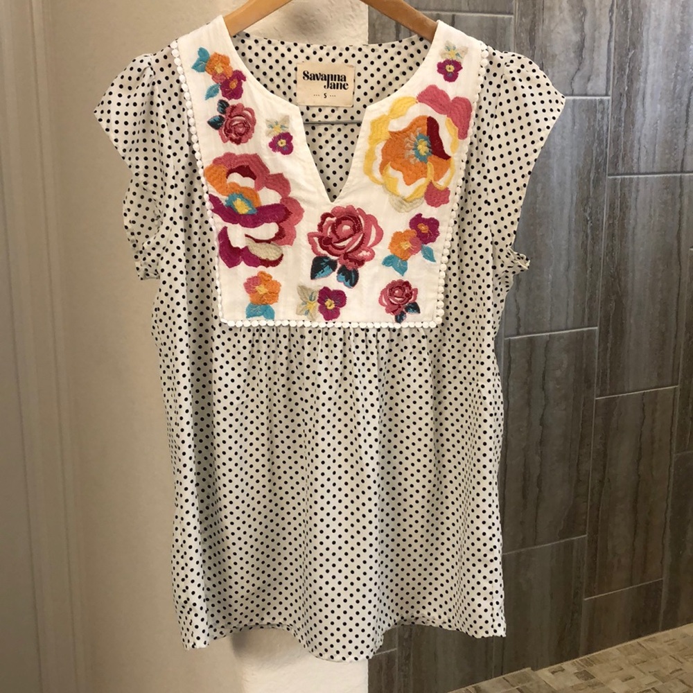 Savanna Jane Cap Sleeve Embroidered Top Size Small
